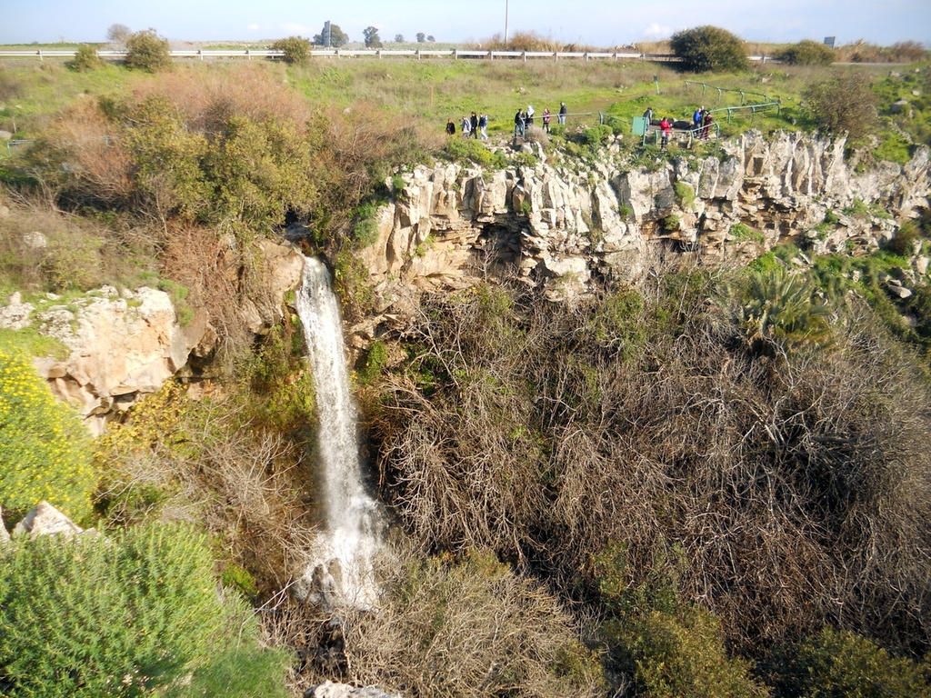 Upper Hawk (Ayit) Falls