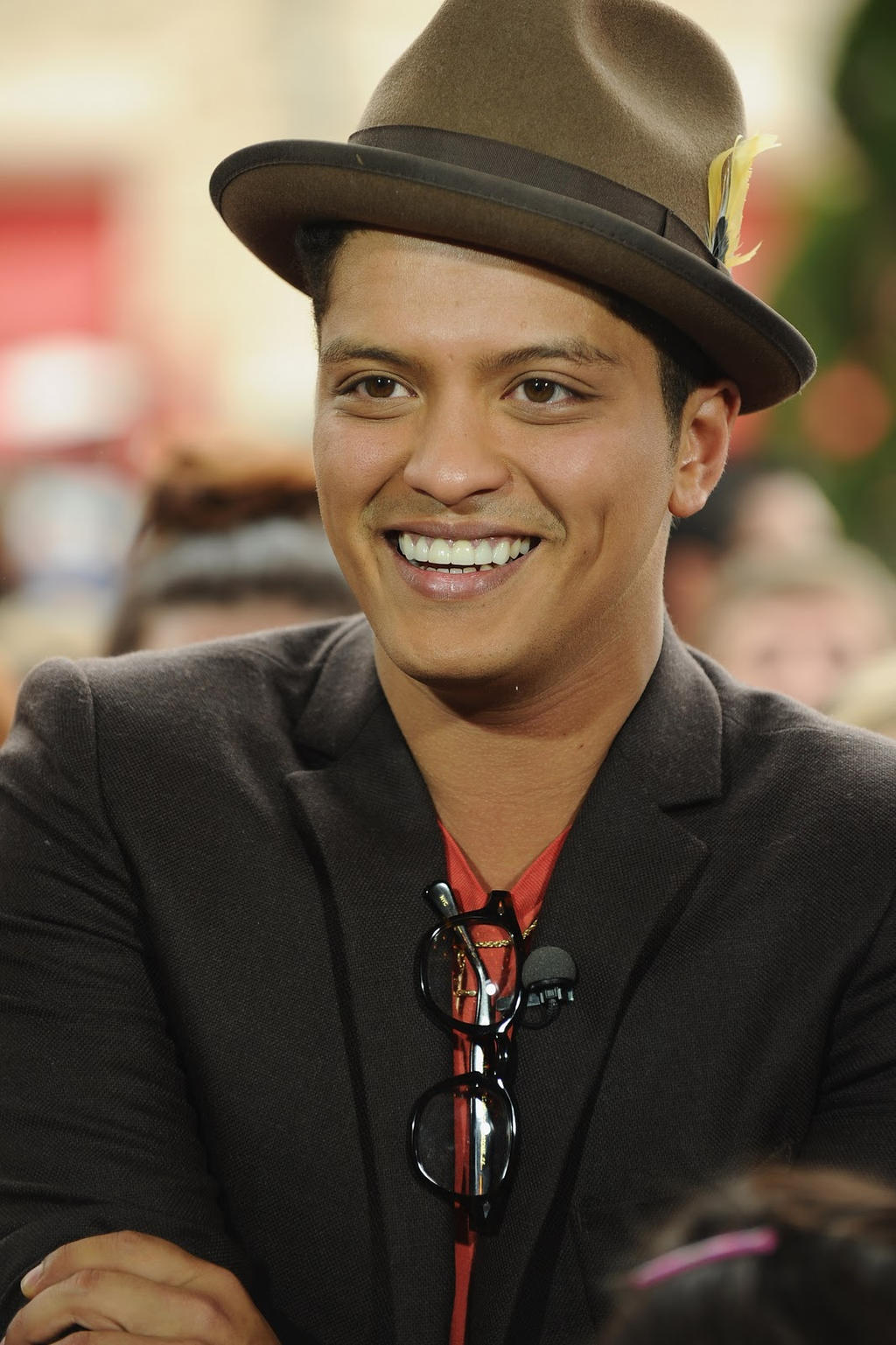 Images Of Bruno From Encanto c: Cast For Bruno Fanfic c: by theperfectbrunomars on DeviantArt