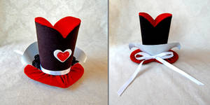 Tiny Top Hat: The Queen of Hearts