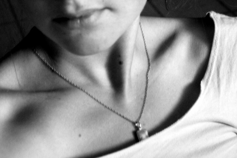 Collar bone