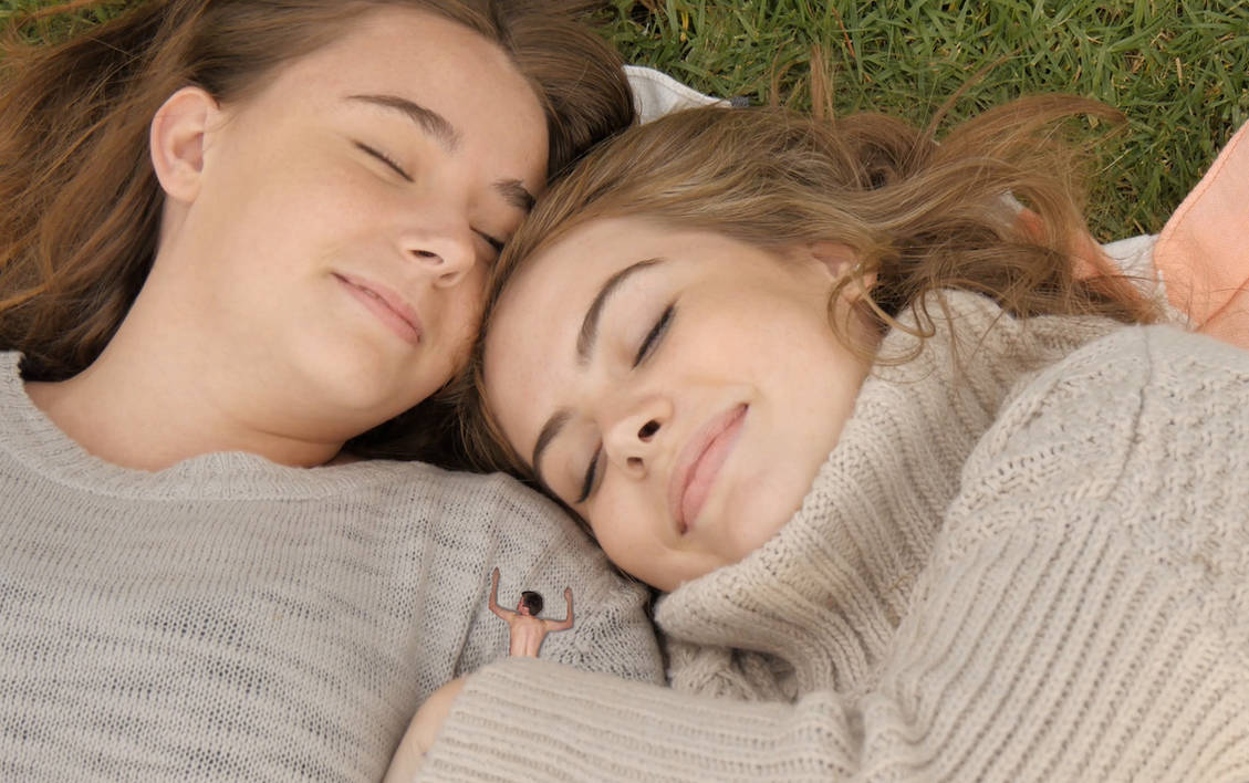 Cuddling by MajesticGiantess on DeviantArt