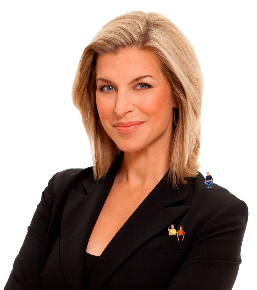 Giantess Mother by MajesticGiantess on DeviantArt