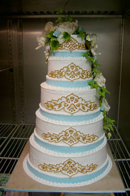 Indian pattern wedding cake