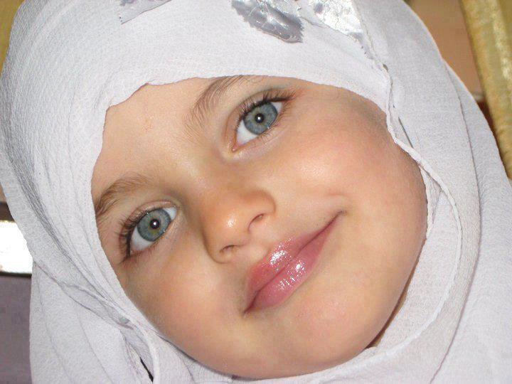 cute girl with hidjab