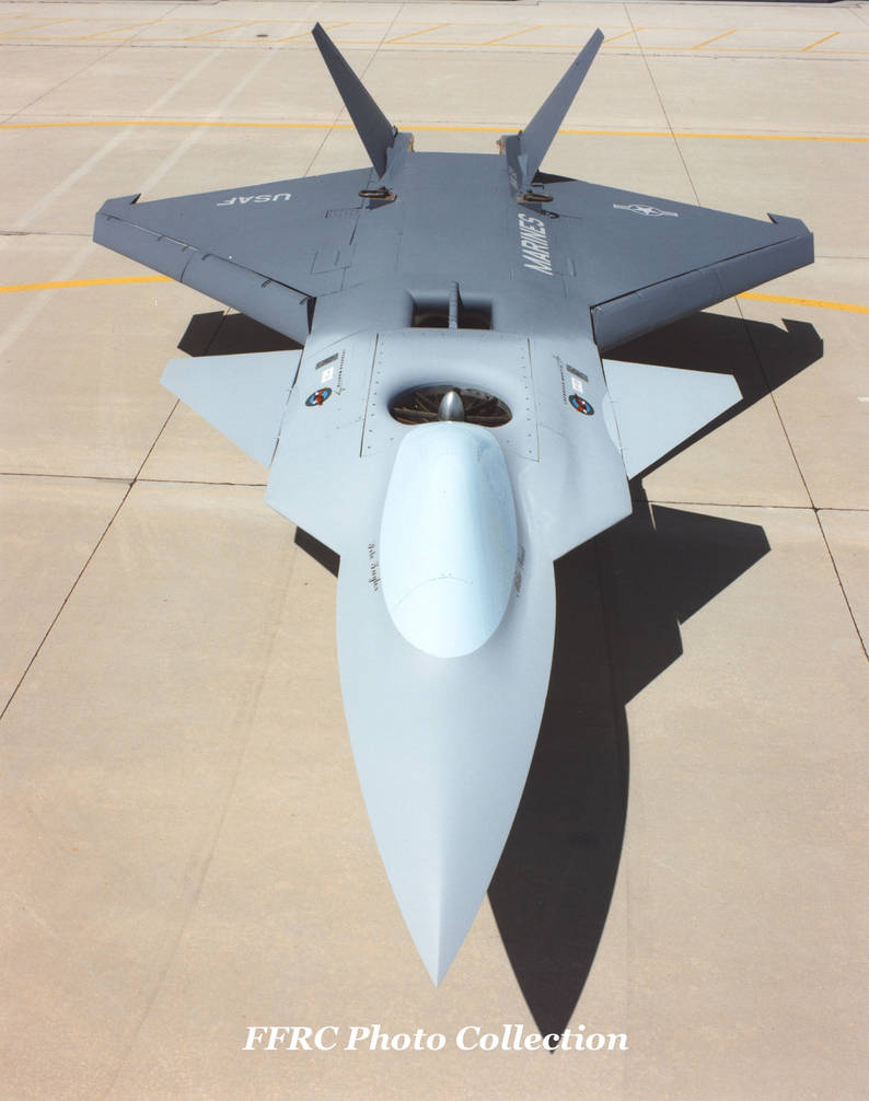 Lockheed JAST/CALF large-scale powered model by fighterman35 on DeviantArt
