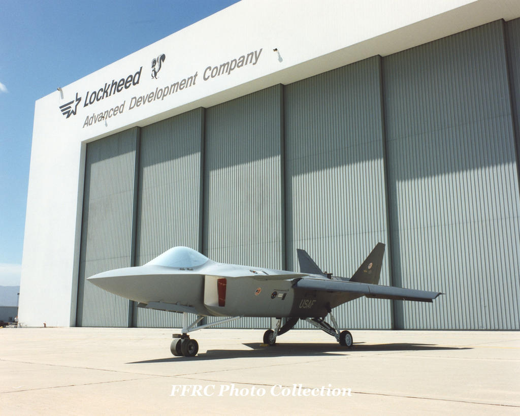 Lockheed JAST/CALF large-scale powered model by fighterman35 on DeviantArt