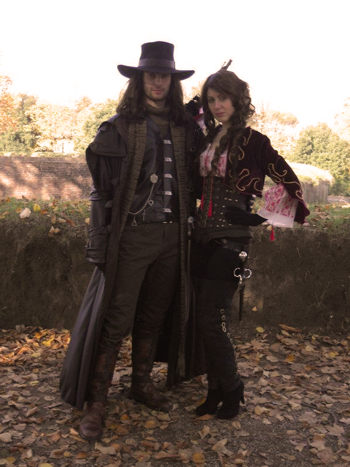 Van Helsing and Anna Valerious cosplay