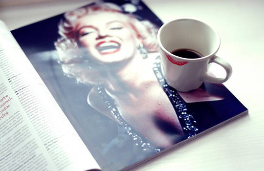 .Morning coffee with Marylin.