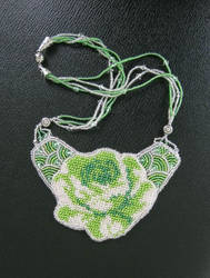 Necklace GREEN ROSE