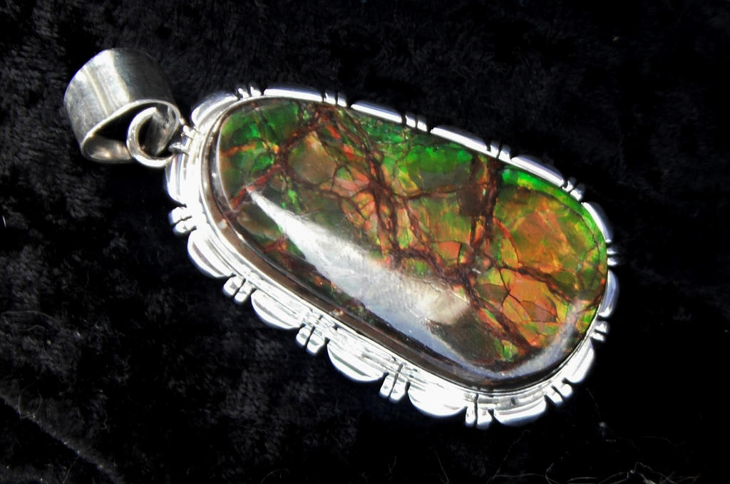 Ammolite is so pretty