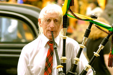 Irish Piper