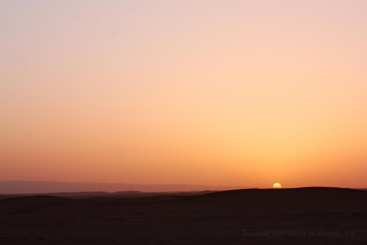 the colour of sand