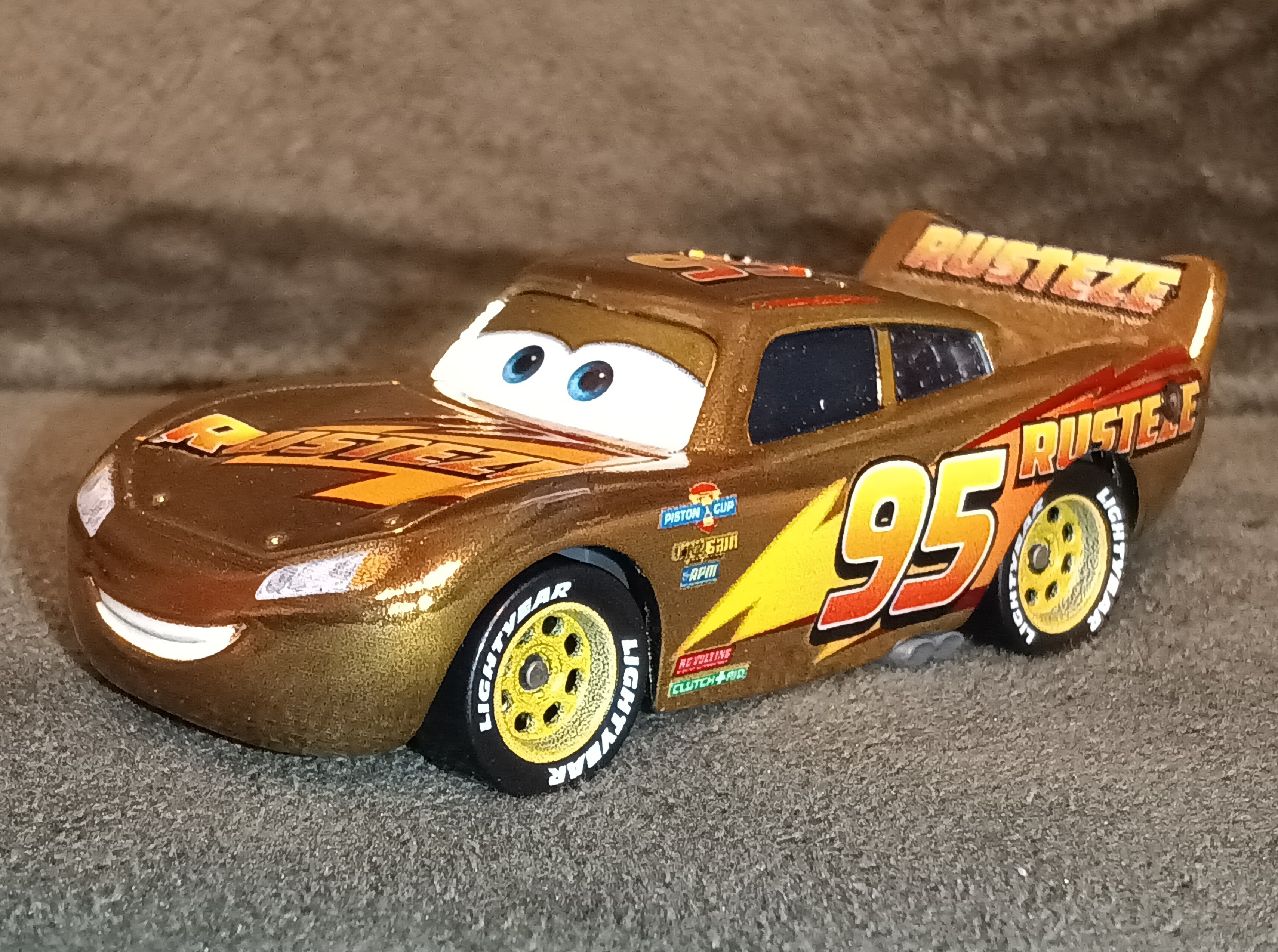 Dinoco Lightning McQueen by jacksontormbaymaz on DeviantArt