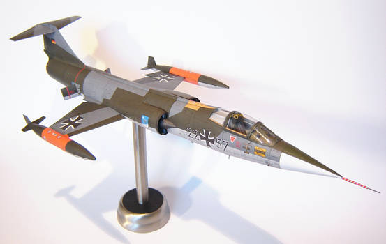 F-104G 1:33 papermodel