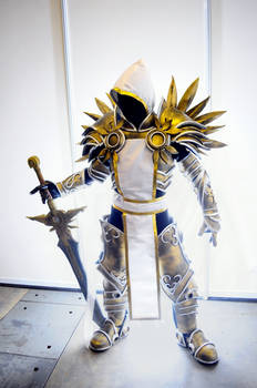 Tyrael cosplay