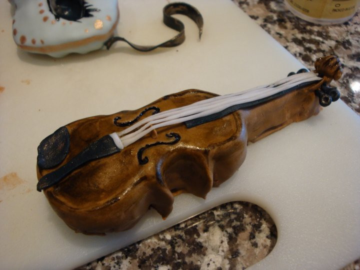 Viennese Violin detail