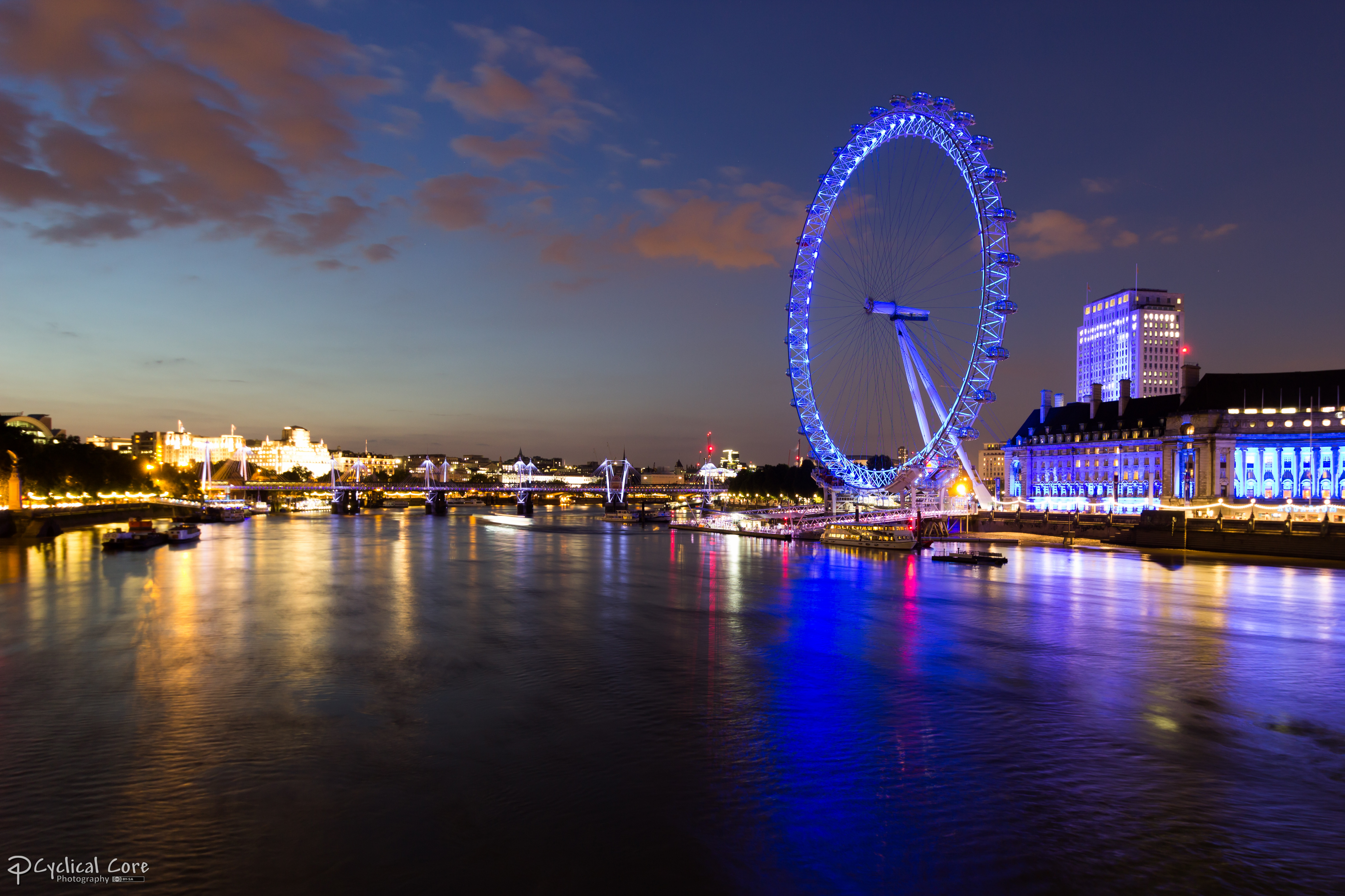 London Eye at night . . .