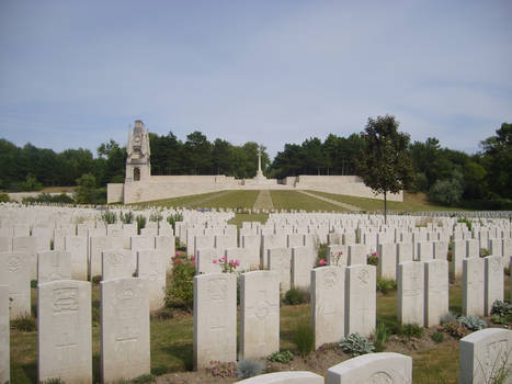 Etaples War Memorial 2
