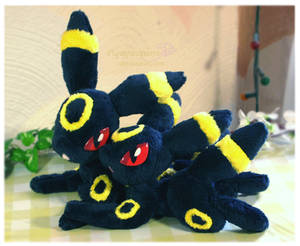 Umbreon - Handmade Plush