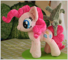 Pinkie n Gummy - Hand made plushies