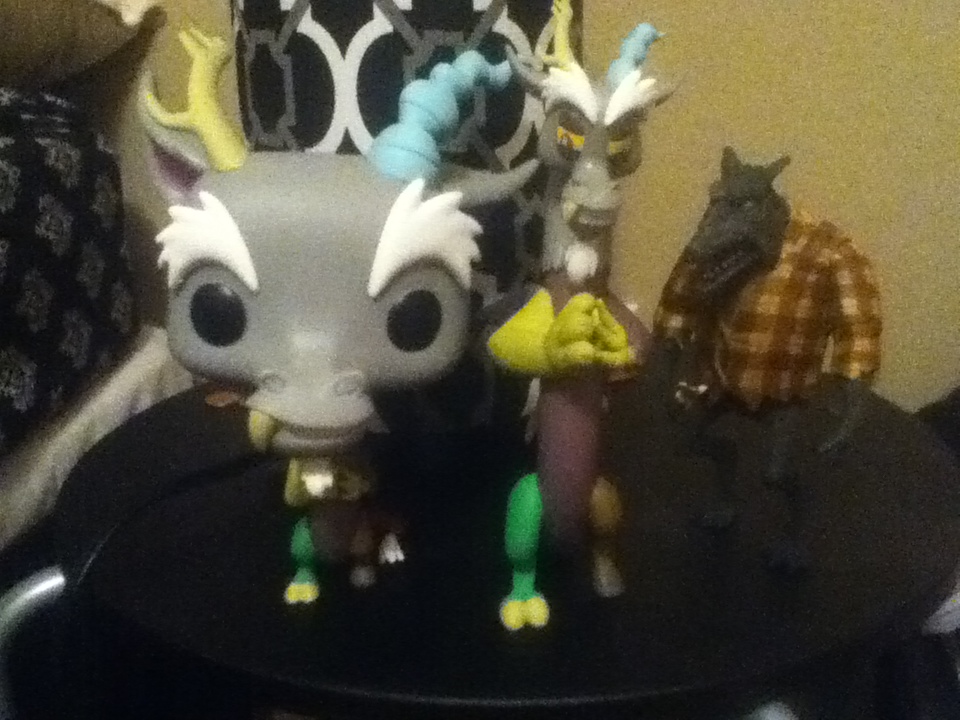 YESSS FINNALY my own discord figures