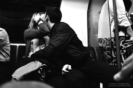 Subway Kiss