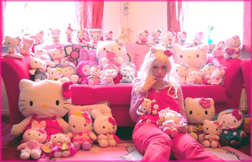 Hello Kitty Plushie Mania