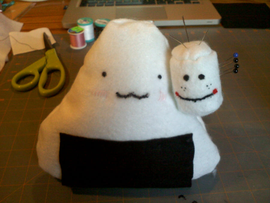 Onigiri Plushie and friend