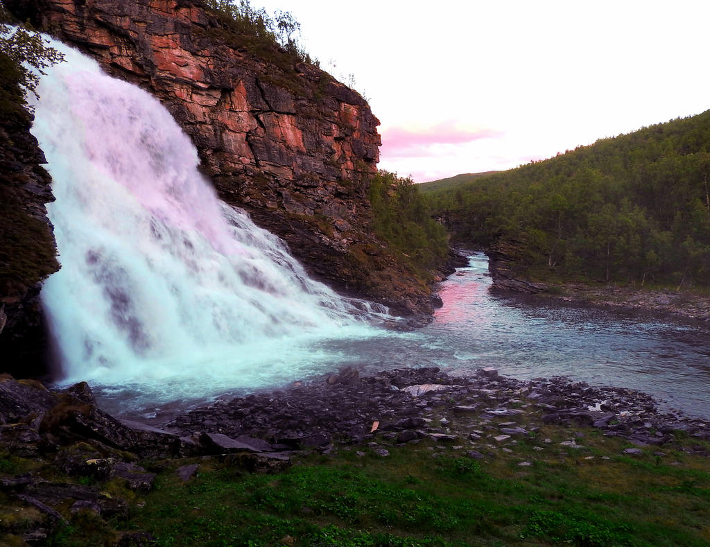 Rovijoki waterfall