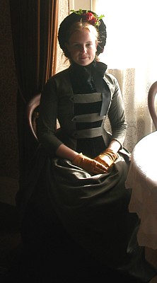 Victorian - 1887 grey dress