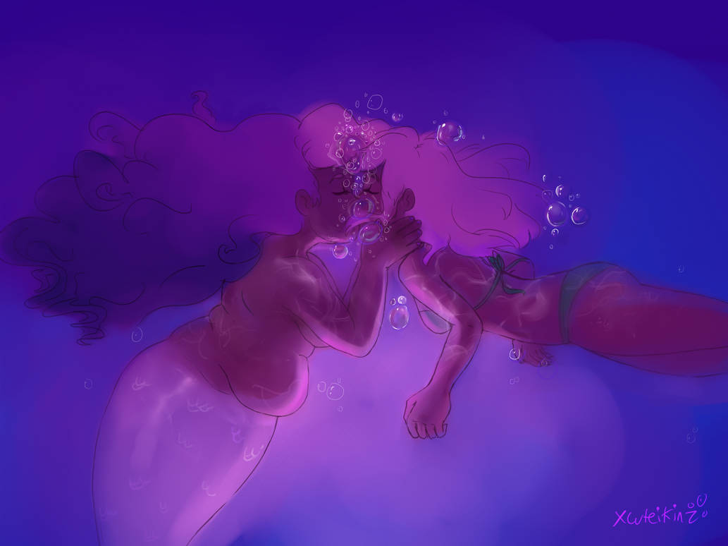 underwater kiss