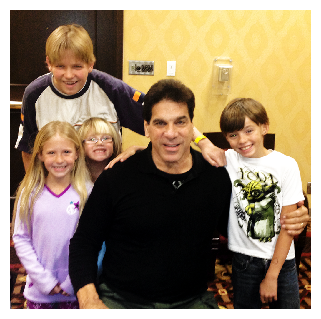 My Kids and Brother Meet Lou Ferrigno! by ahtibat on DeviantArt