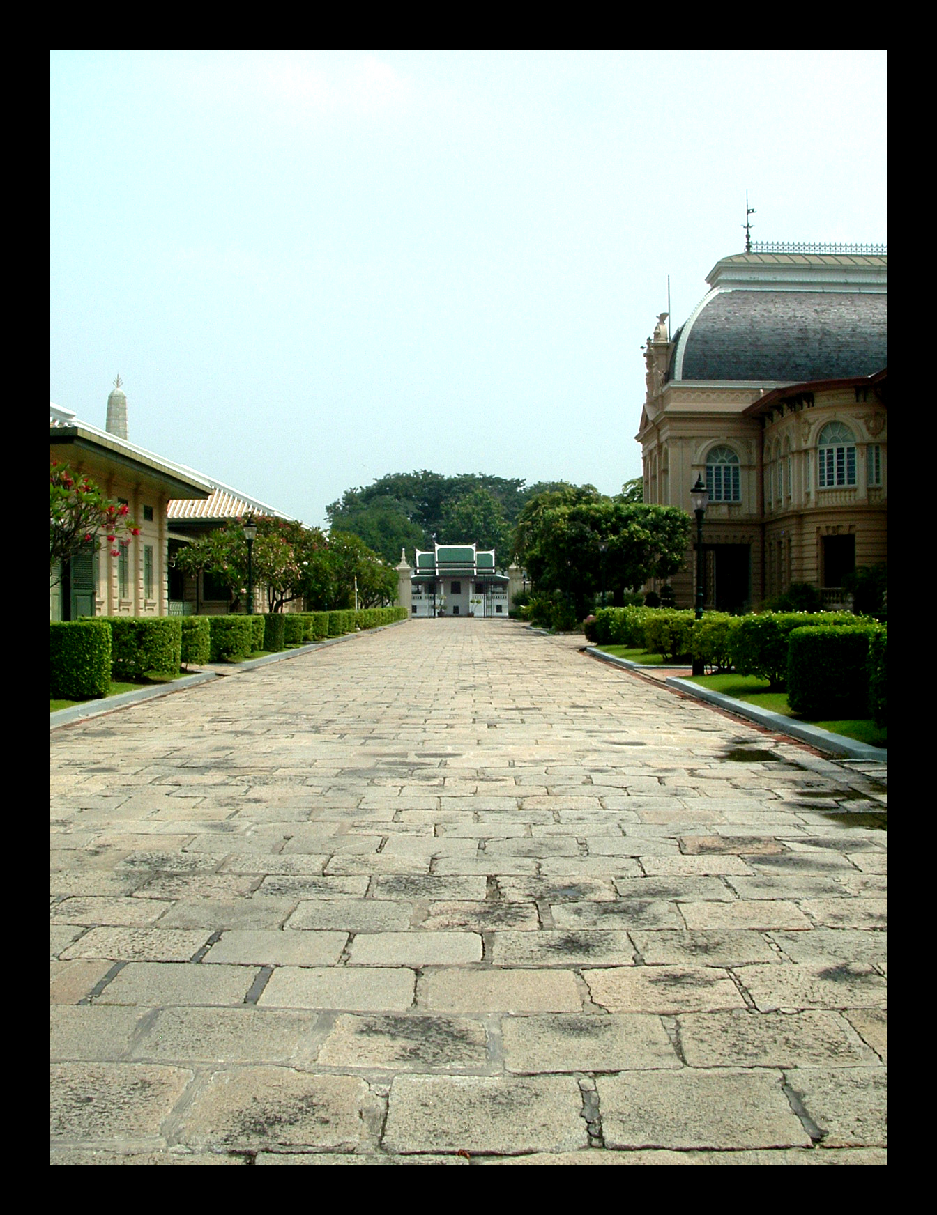 THAI - Within the Palace Gates