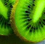 Kiwi Closeup by Avaly