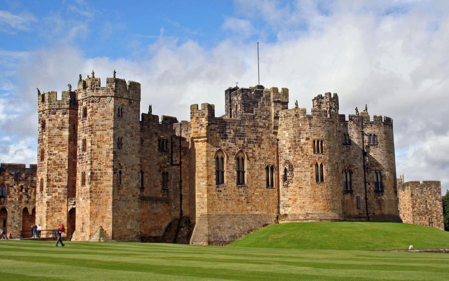 Alnwick Castle Wallpaper