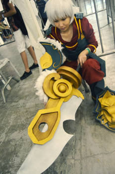 Dragonblade Riven Cosplay