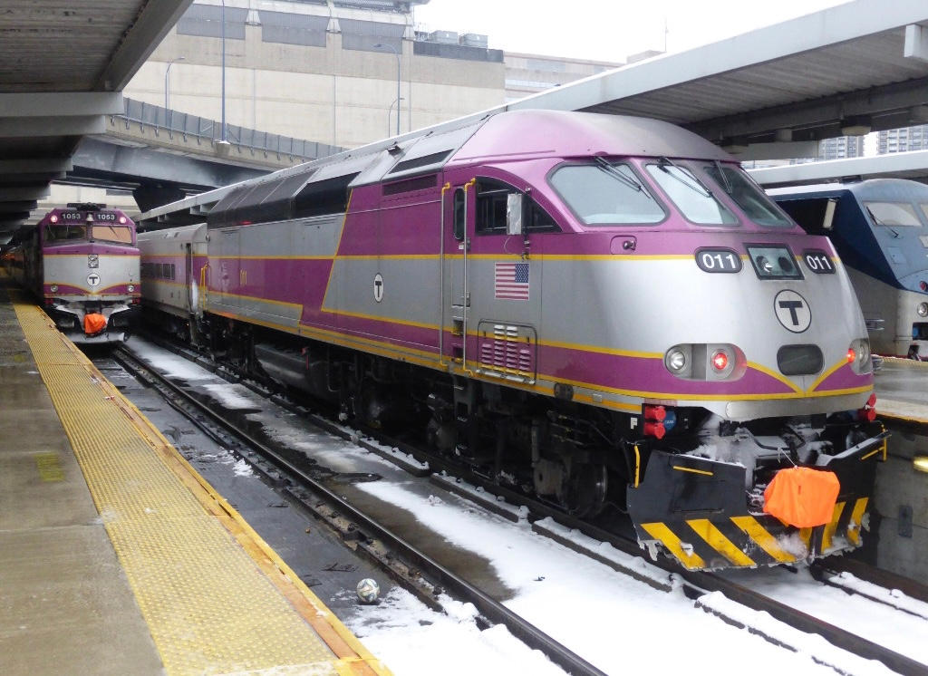 MBTA MP36 Locomotive by DarthBladerPegasus on DeviantArt