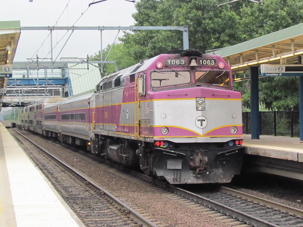 Mbta Engine MBTA F40PH Locomotive by DarthBladerPegasus on DeviantArt
