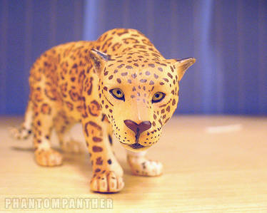 Photo - Jaguar Toy 01