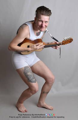 New Model! Say hi to V, my nonbinary disaster bard