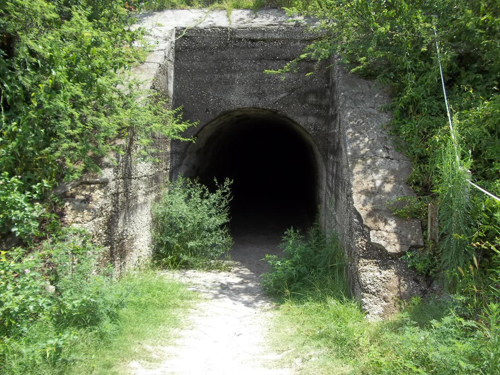 Tunnel