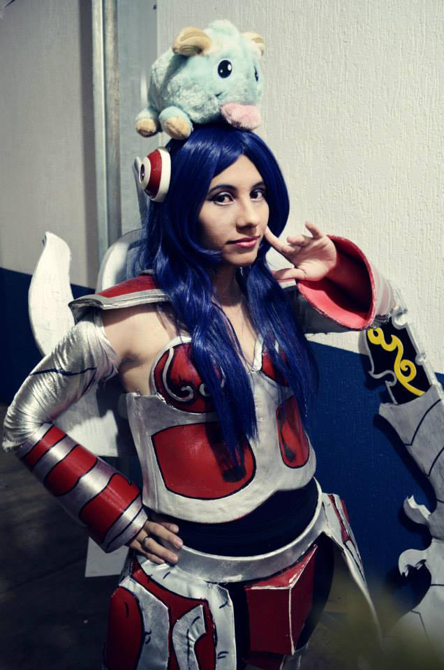 Irelia Cosplay - League of Legends