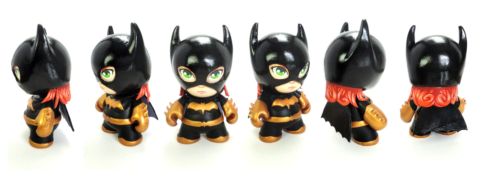 Batgirl munny