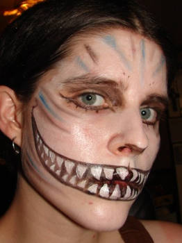 The Cheshier Cat face paint