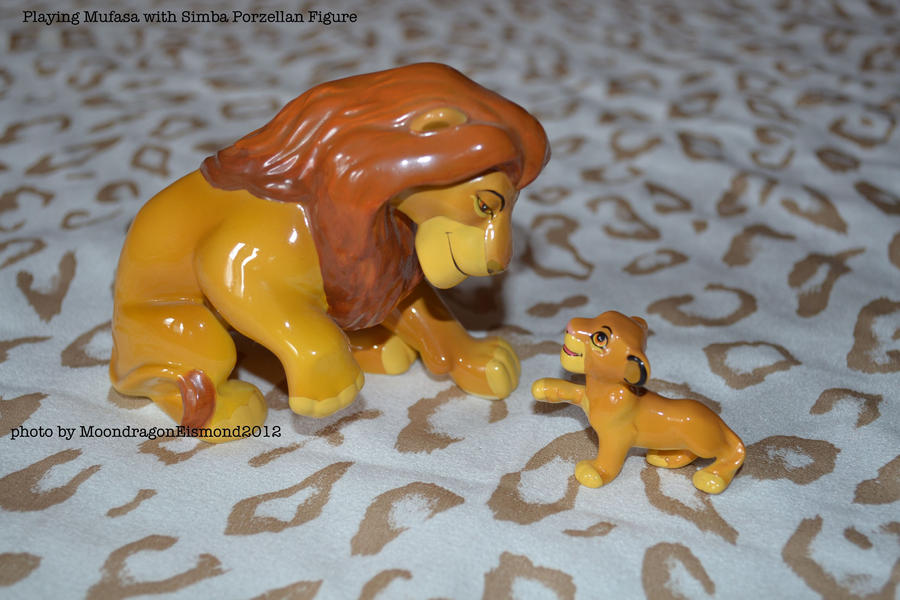 Mufasa and Simba Playtime - TLK