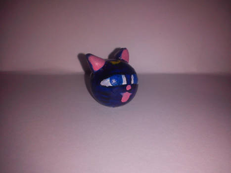 Luna P Cat Head