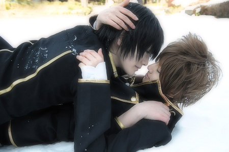 Kiss in the Snow