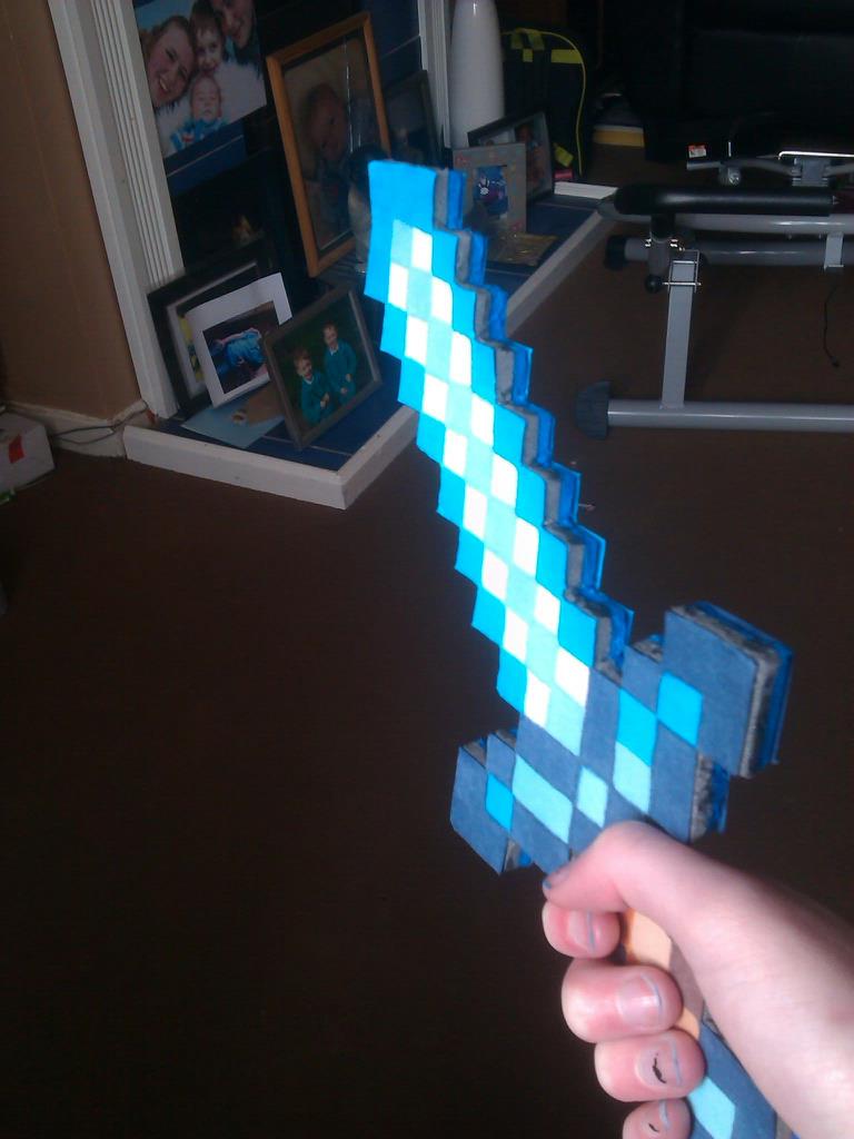 Minecraft Diamond Sword By 9hazzac9 On Deviantart Minecraft Diamond Sword By 9hazzac9 On Deviantart