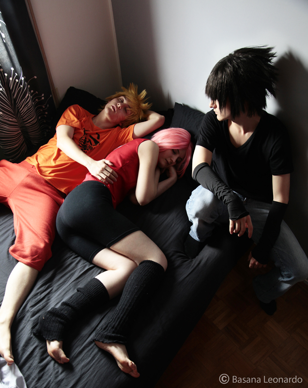 SasuSakuNaru_Sleep together_BL