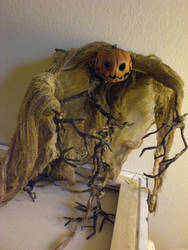 scarecrow scupture